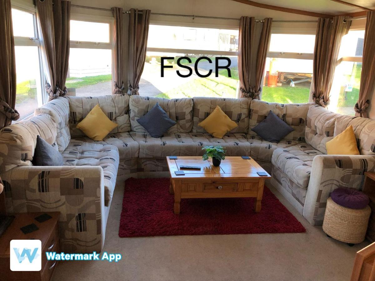 First Steps Caravan Rentals Sandown Exteriér fotografie