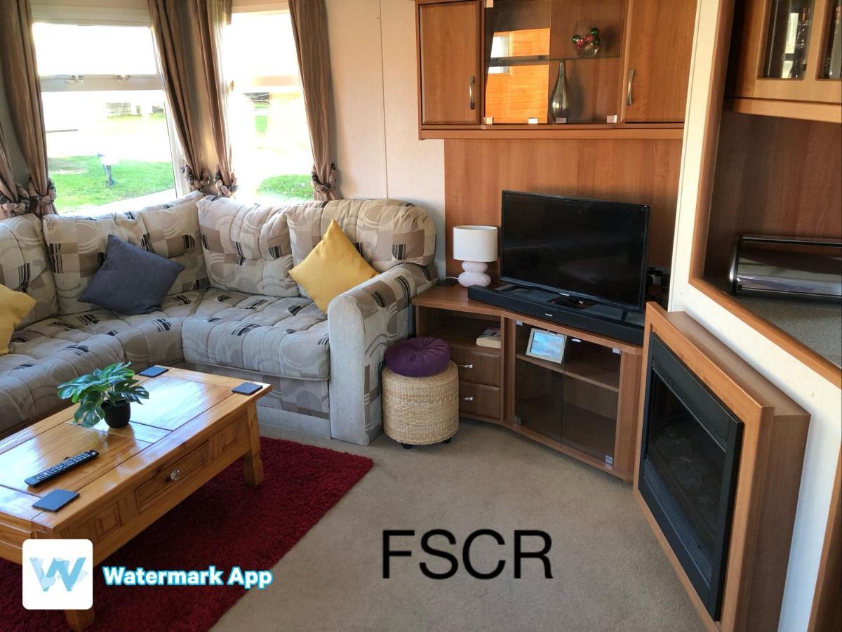 First Steps Caravan Rentals Sandown Exteriér fotografie