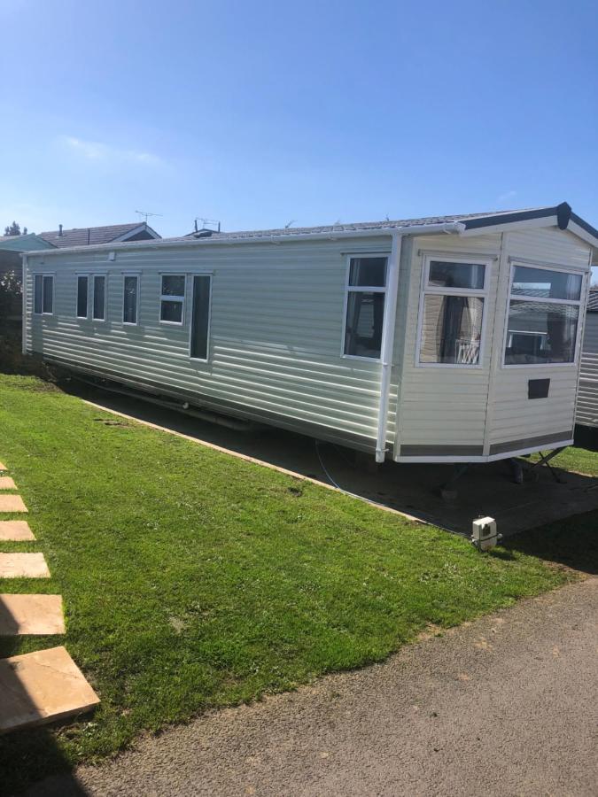 First Steps Caravan Rentals Sandown Exteriér fotografie