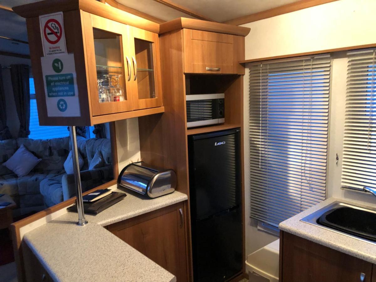 First Steps Caravan Rentals Sandown Exteriér fotografie
